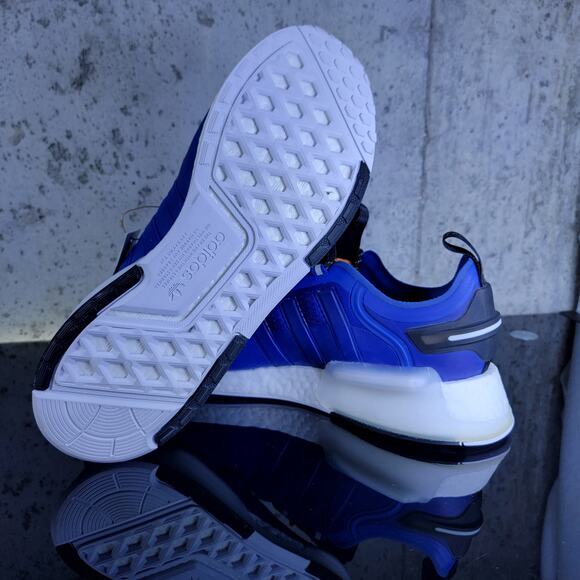 MSRP $150 - Adidas Originals NMD Men\'s Athletic Shoes Size 10.5 White Blue Black main image 4